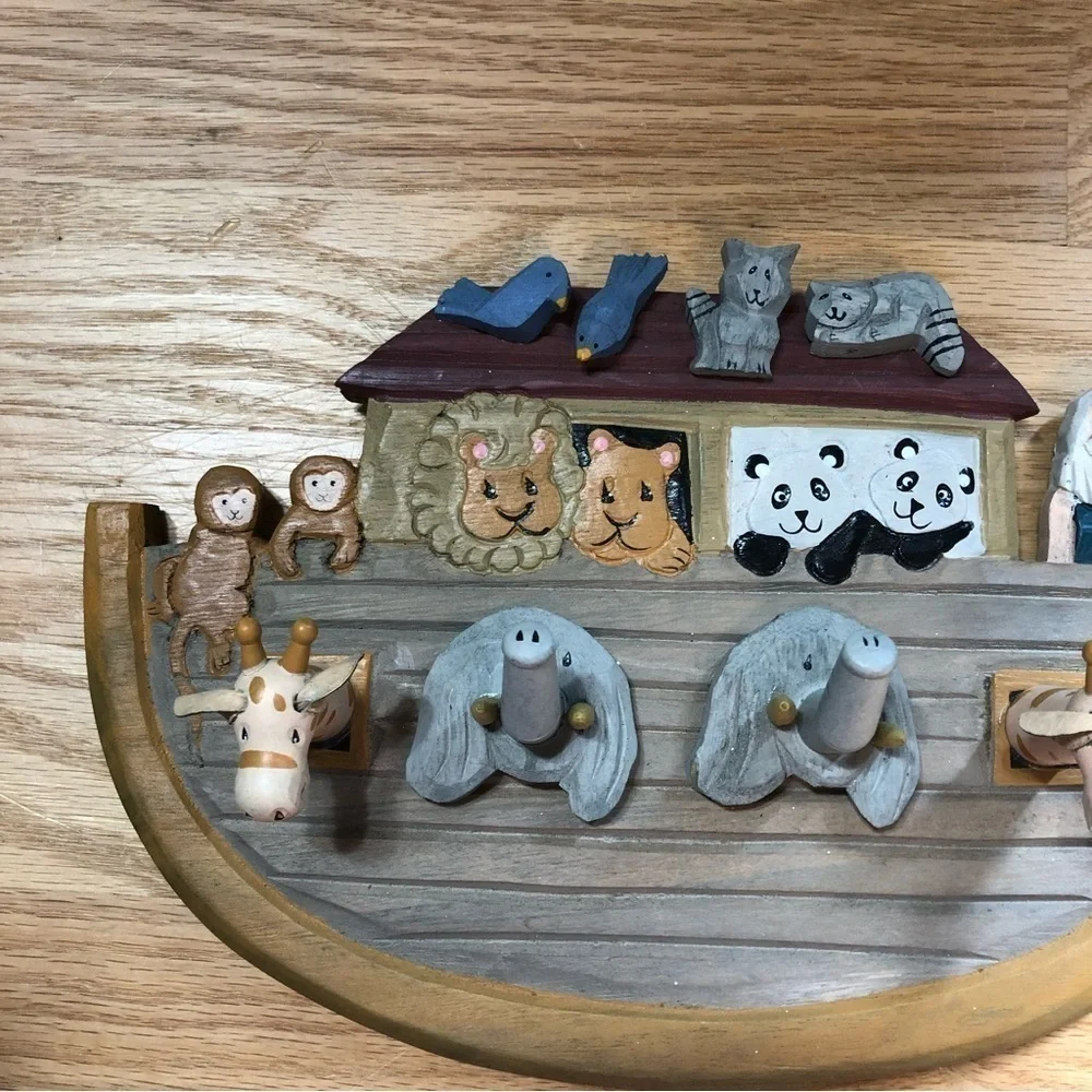 Vintage Noah’s Ark Coat Rack Hook Hanging Animals Elephant Giraffe Kids Room